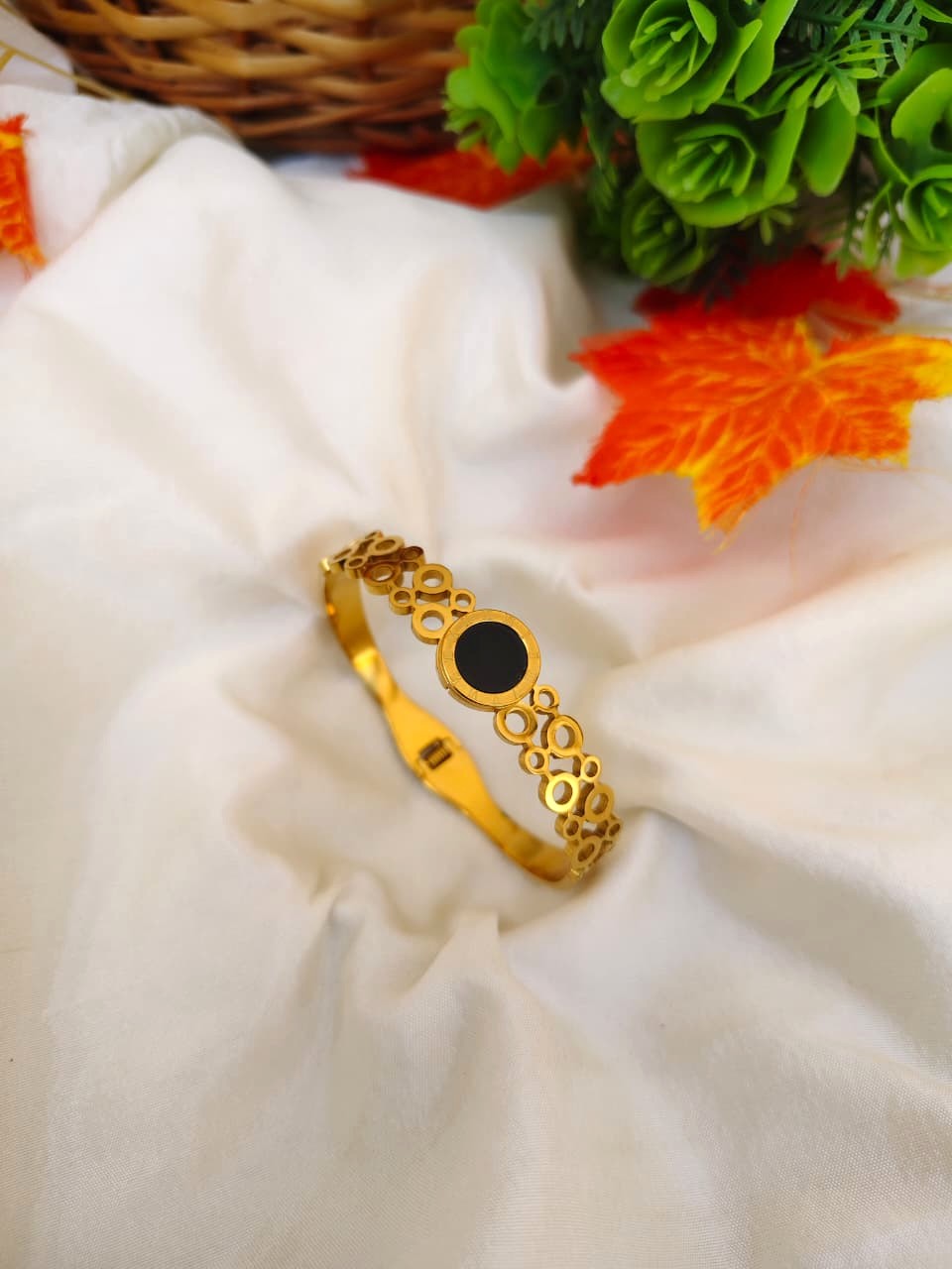 Circle Gold Platted Anti Tarnish Bracelet