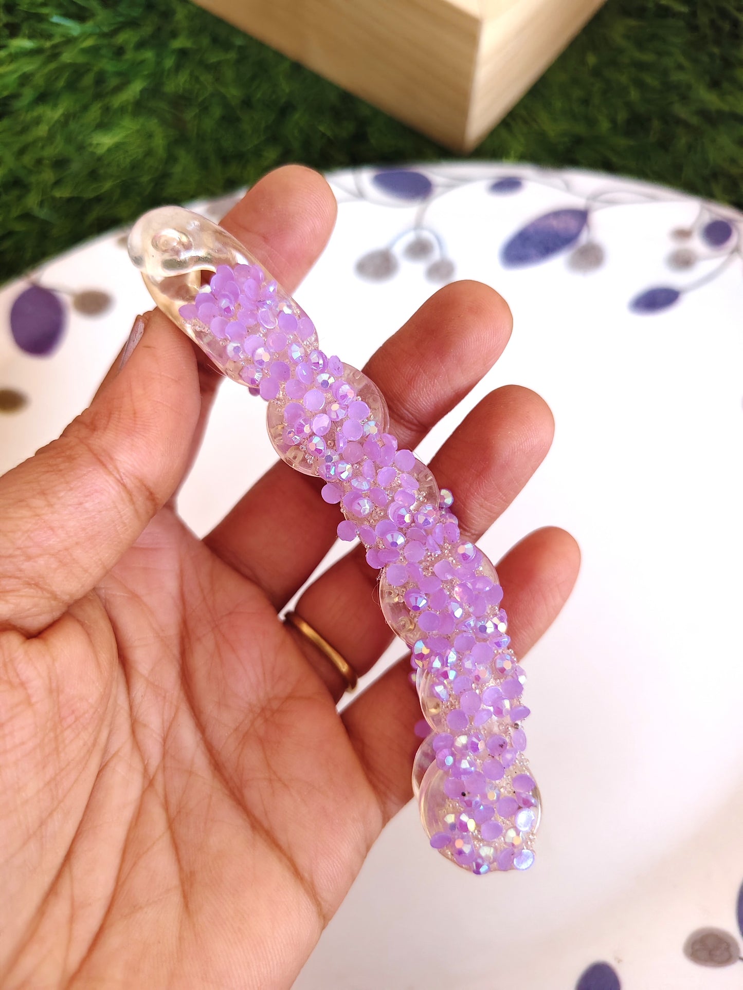 Purple Crystal Lock Banana Daily Wear Clip