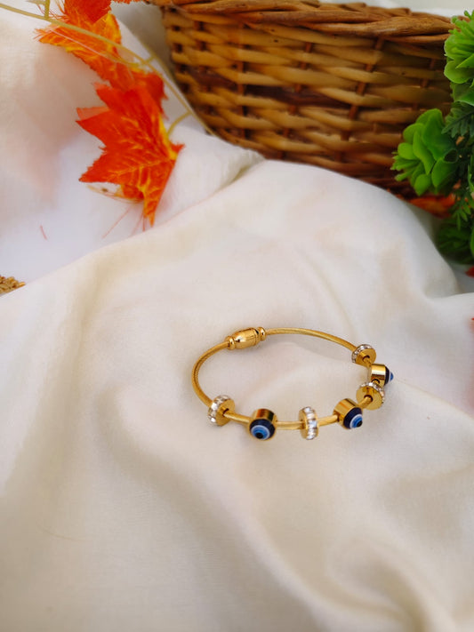 Eye Design Anti Tarnish Bracelet