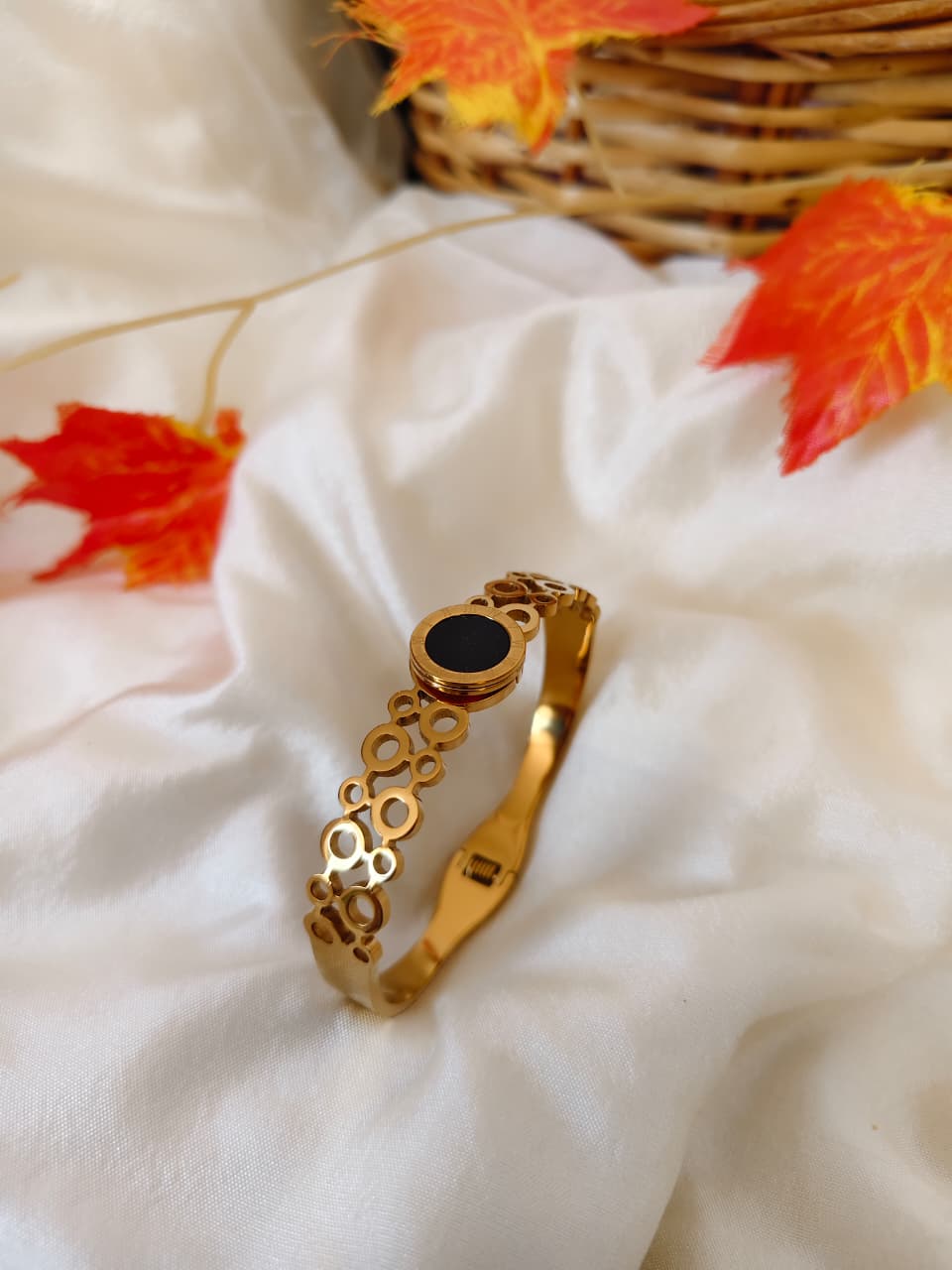 Circle Gold Platted Anti Tarnish Bracelet