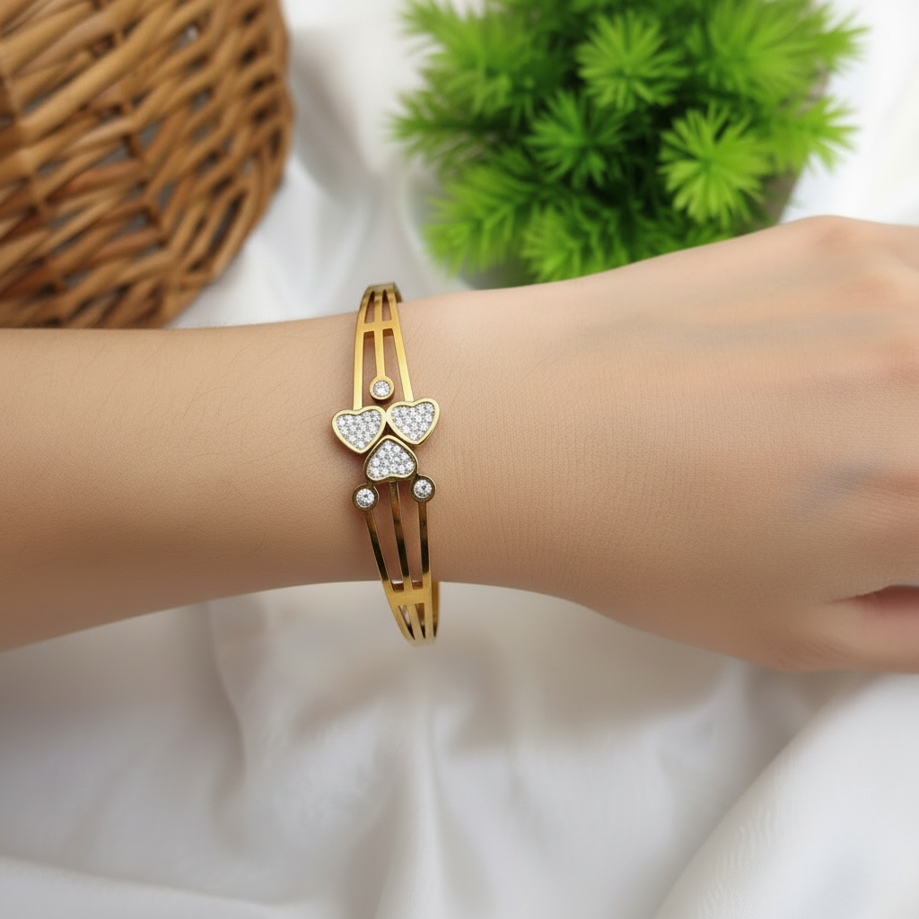 Anti Tarnish Stone Heart Bracelet