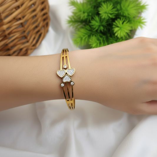 Anti Tarnish Stone Heart Bracelet