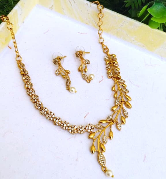 Gold Color Stone Necklace Set